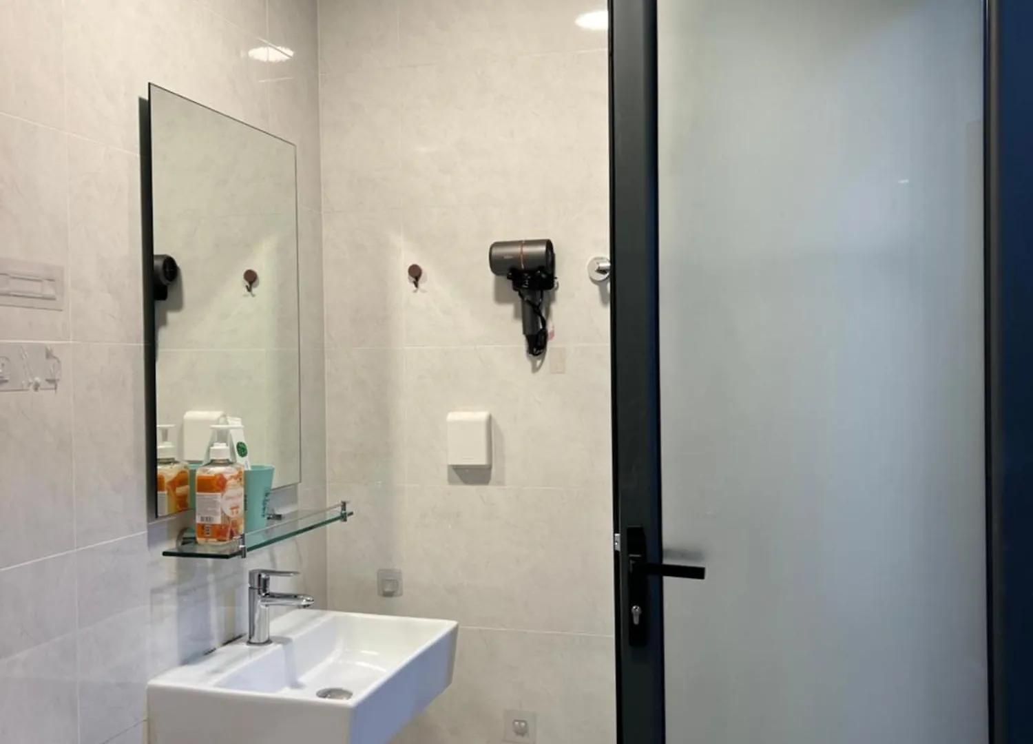 Studio Tai Soho D1, Near Bui Vien, Cho Ben Thanh Ho Chi Minh City Vietnam